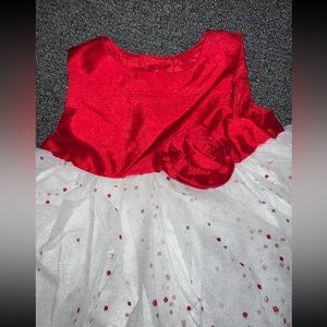 Little Girls Holiday Editions Red And Silver Sparkle TuTu Dress Size 6-9 Months